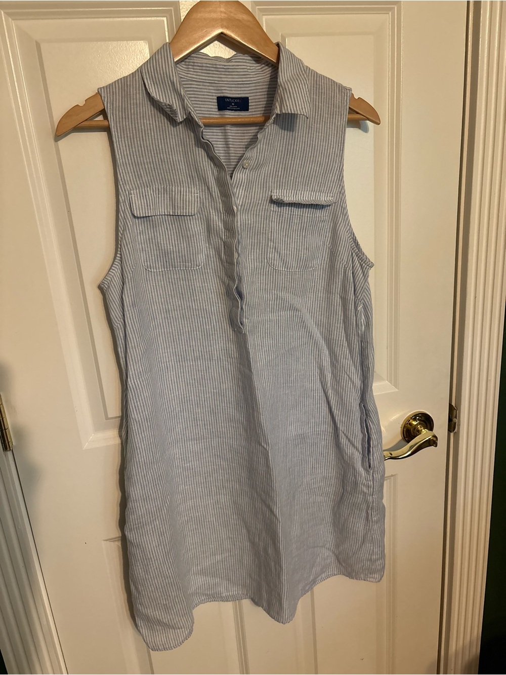 Untuckit 100% linen sleeveless dress